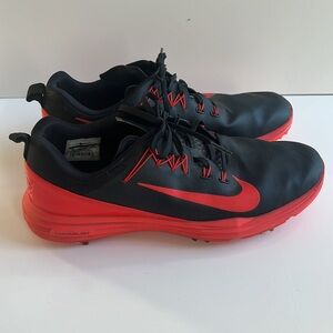 Mens Nike Golf Shoes, size 10
